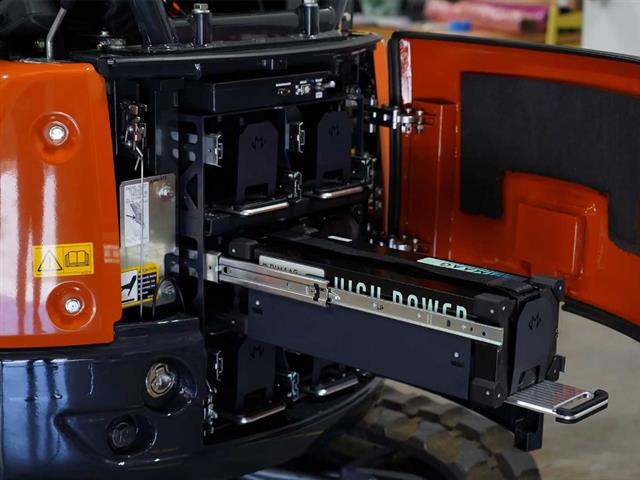 Hitachi Construction Machinery và Dimaag hợp tác phát triển máy xúc không phát thải 1,7 tấn