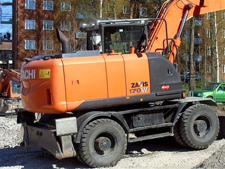 Máy đào bánh lốp Hitachi ZX170W-5A