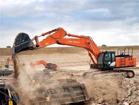 Máy đào bánh xích Tata Hitachi ZAXIS 400MTH