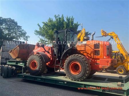Máy xúc lật Hitachi 17 tấn ZW220-5A