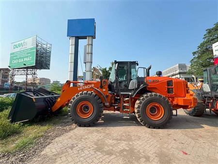 Máy xúc lật Hitachi ZW310-5A