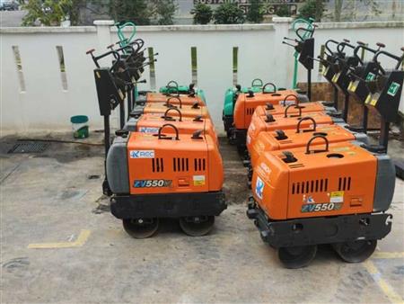 Xe lu dắt tay Hitachi ZV550WL 565kg