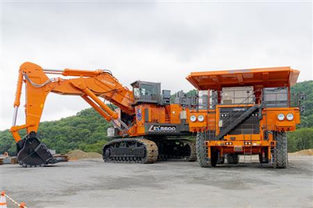 Xe xúc đào khai mỏ Hitachi EX5600-7