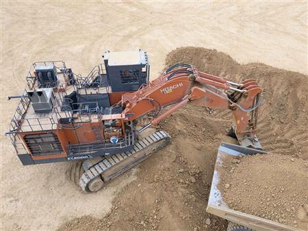 Xe xúc đào khai mỏ Hitachi EX2000-7
