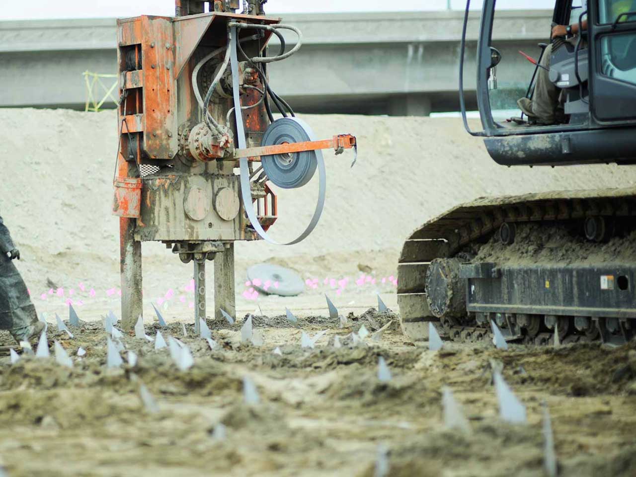 Máy đào bánh xích Hitachi