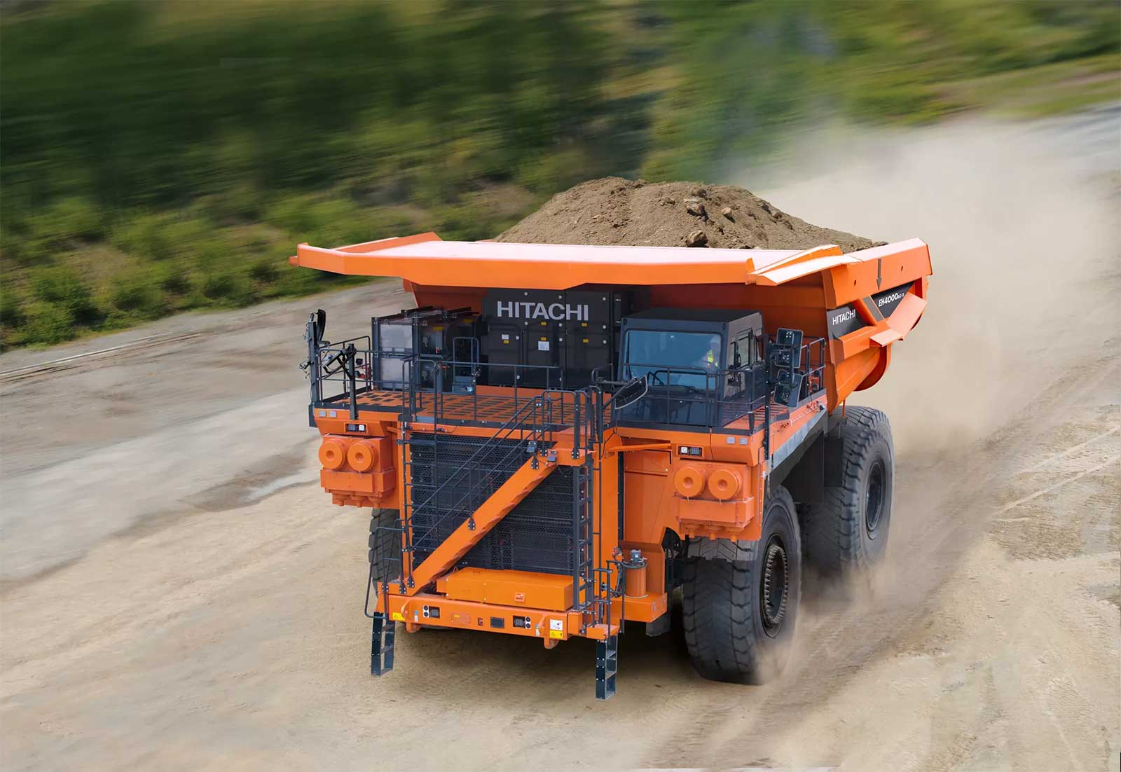 Hitachi Construction Machinery phát triển xe tải mỏ EH4000AC-5 242 tấn